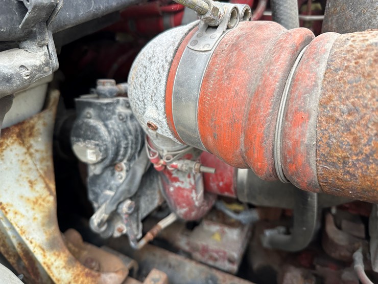 2007-international-7600-image-27