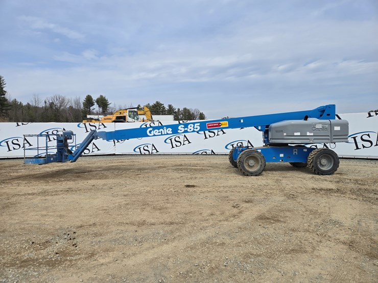 2007-genie-s85-image-2