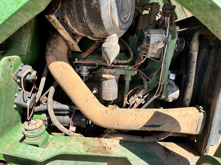 john-deere-3400-image-25