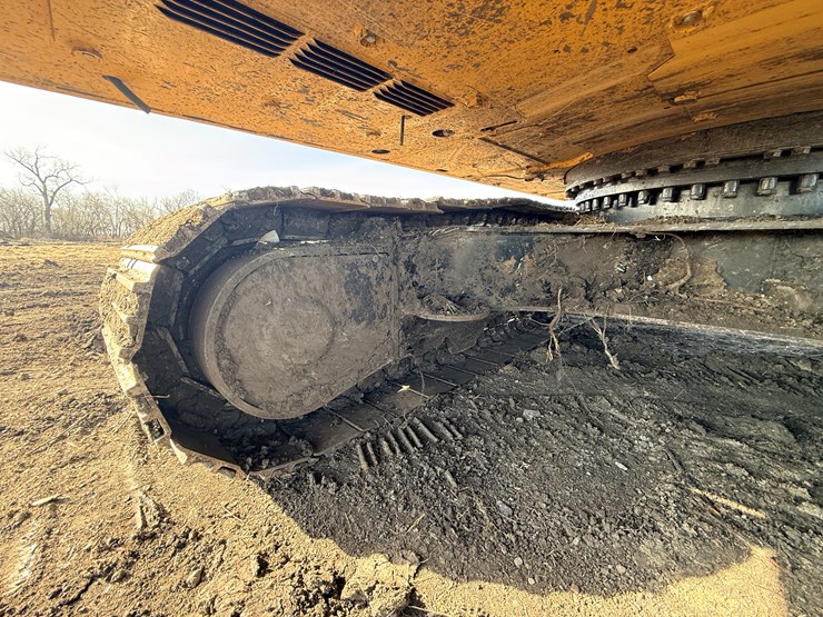 caterpillar-340-image-68