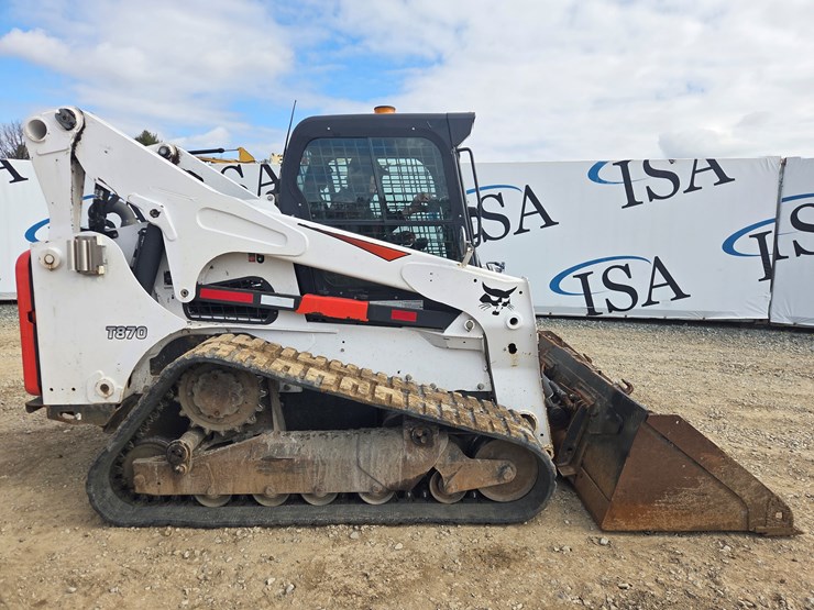 bobcat-t870-image-6