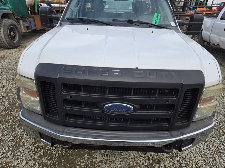 2008-ford-f550-image-10