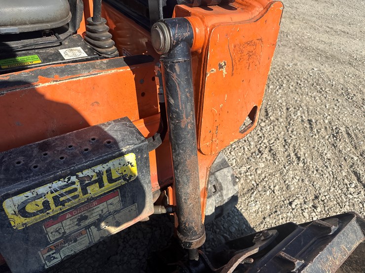 2020-gehl-rt105-image-25