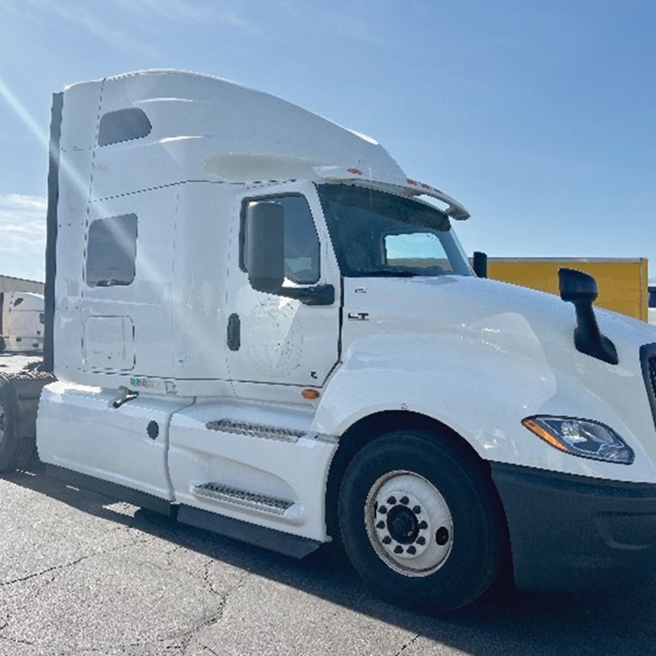 2020 INTERNATIONAL LT