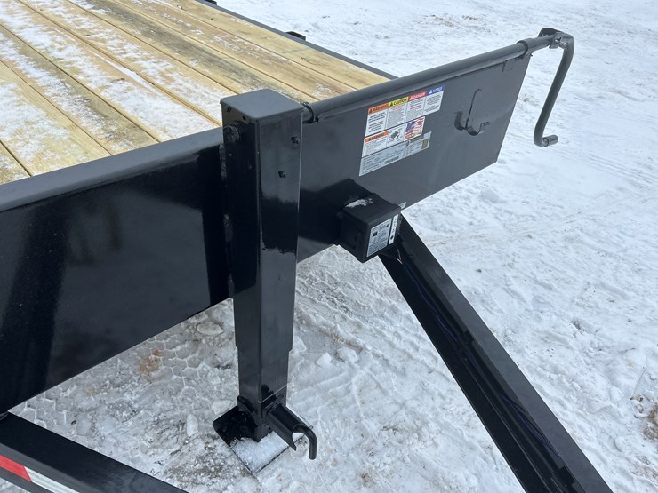 2026-massey-ferguson-8-image-12