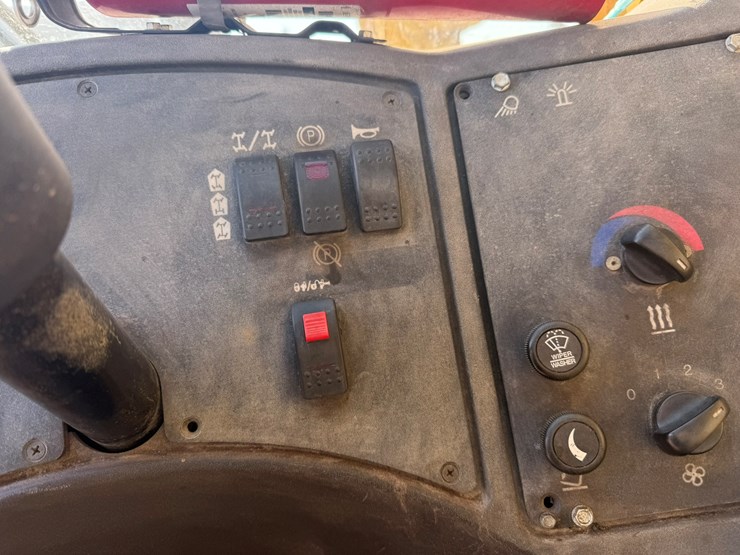 2007-caterpillar-tl1055-image-37