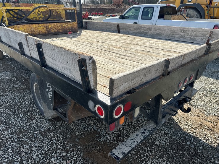 2005-gmc-3500-image-20