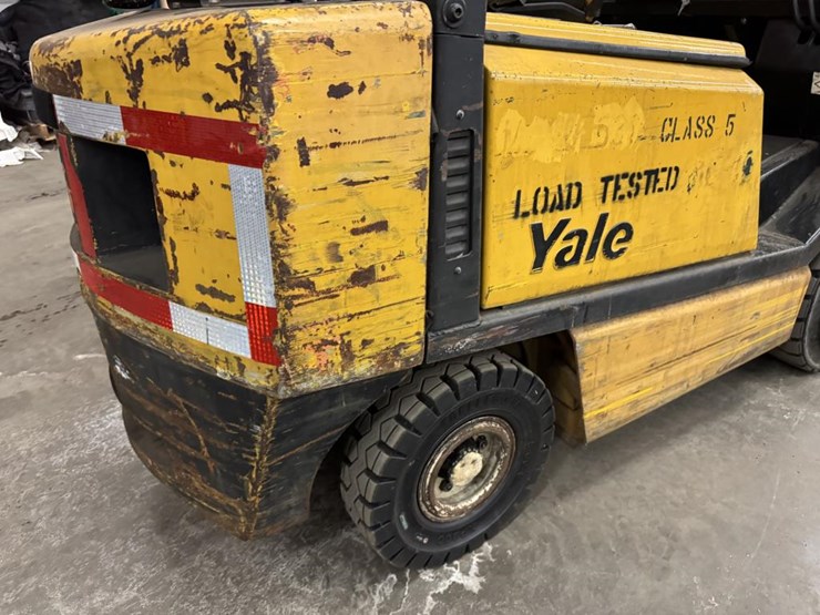 #2227-•-yale-a673971-forklift-image-16
