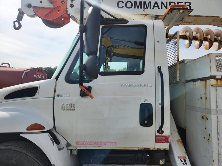 2003-international-durastar-4300-image-37