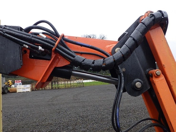 2015-jlg-450aj-image-23