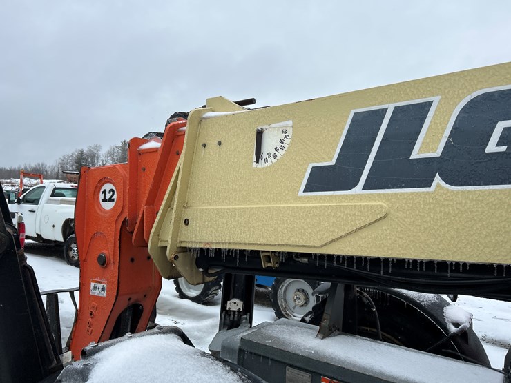 2006-jlg-g12-55a-image-14