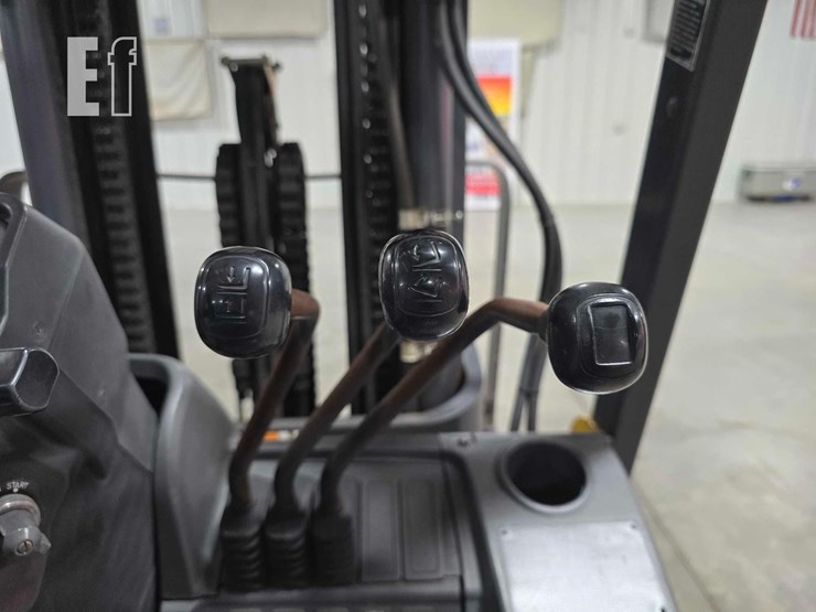 2021-caterpillar-2c6000-image-14