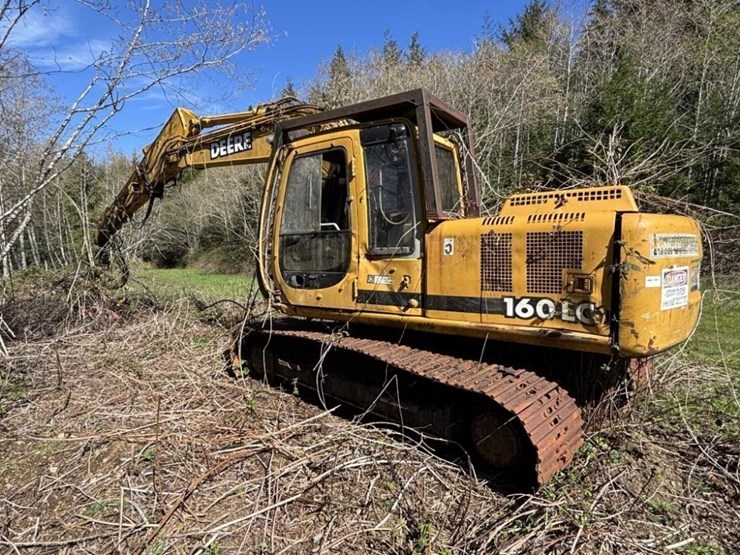 deere-160-lc-image-1