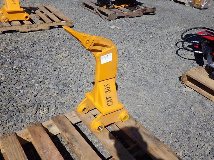 caterpillar-303-image-4