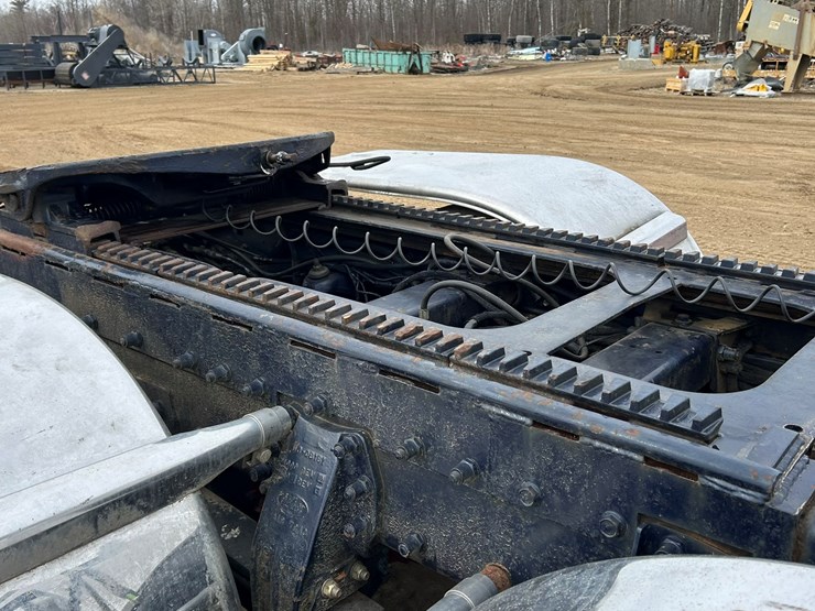 2006-caterpillar-c15-image-34