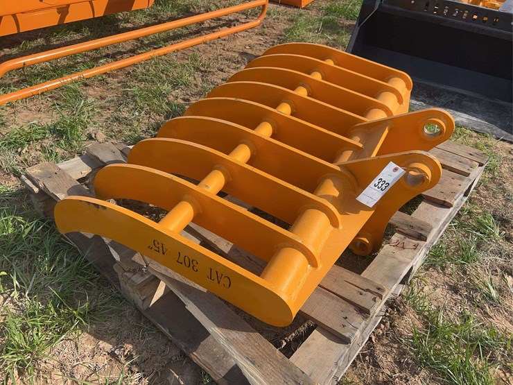 caterpillar-307-image-1