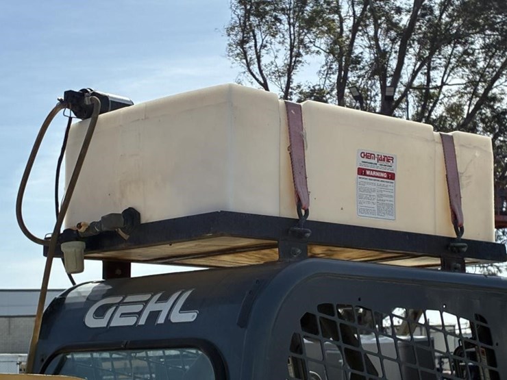 2018-gehl-rt165-image-14