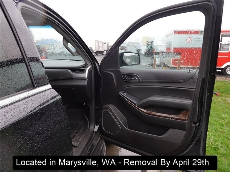 2018-chevrolet-tahoe-image-4