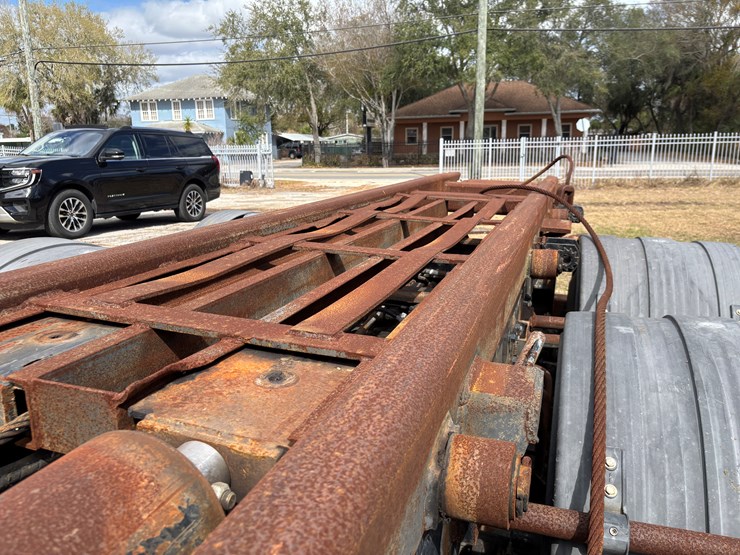 1999-mack-rd600-image-42