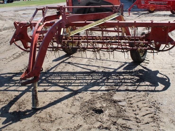 new-holland-55-image-2