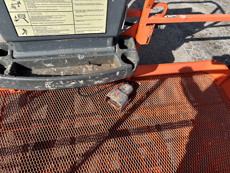 2007-jlg-1350sjp-image-52