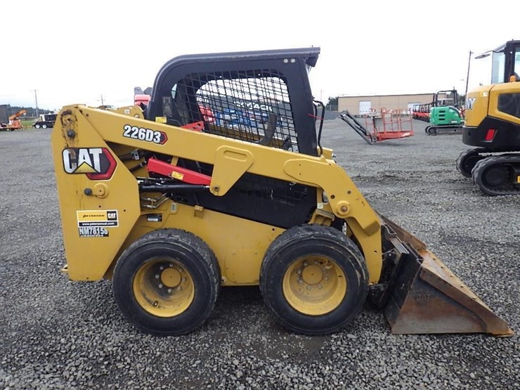 2020-caterpillar-226d3-image-4
