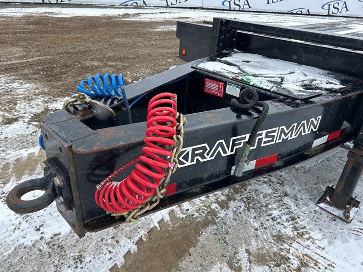 2020-massey-ferguson-8-image-10