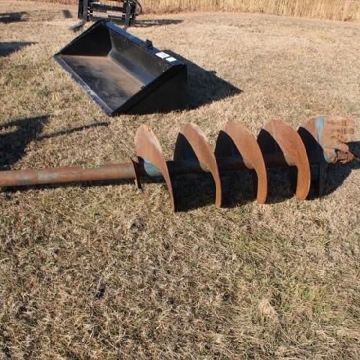 #106 AUGER 24" DIAMETER 9' LONG 5" DIAM SHAFT