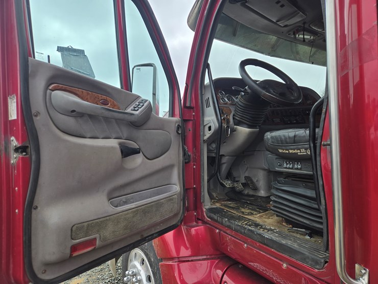 2007-peterbilt-387-image-72