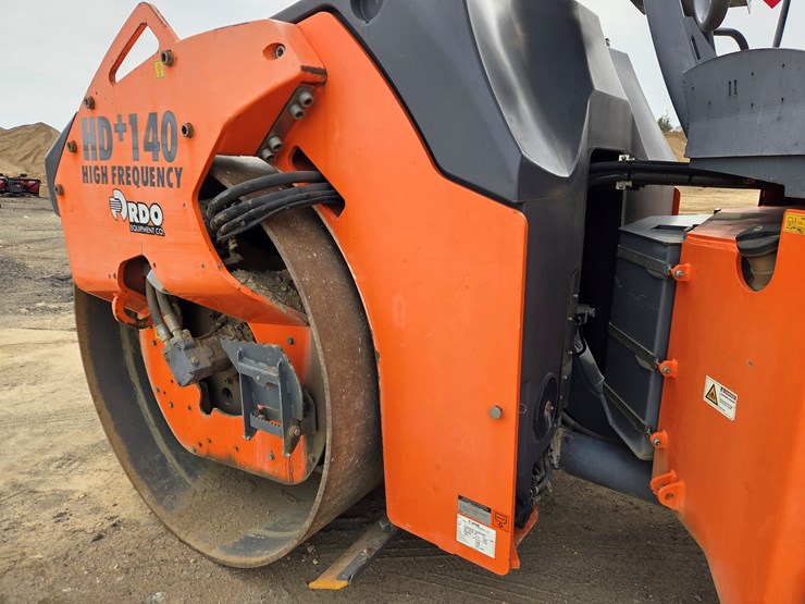 2012-hamm-hd140-image-16