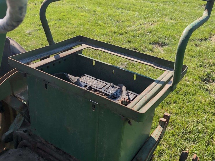 john-deere-630-image-15