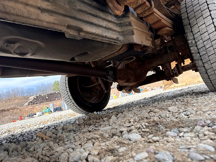 2011-ford-f350-image-26