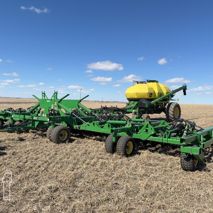 2012 JOHN DEERE 1890