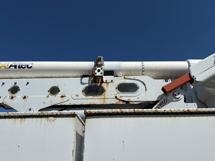 2014-international-4300-sba-image-33