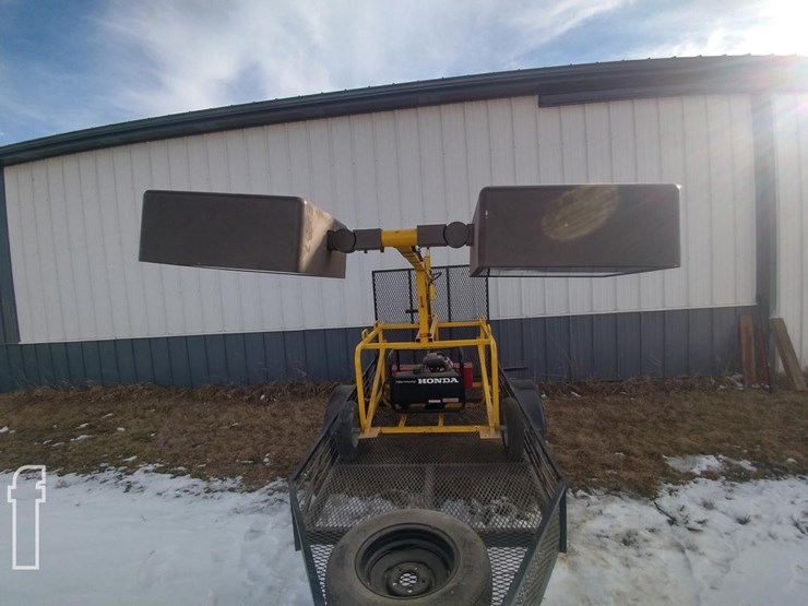 light-tower-w/-honda-generator-628-image-8