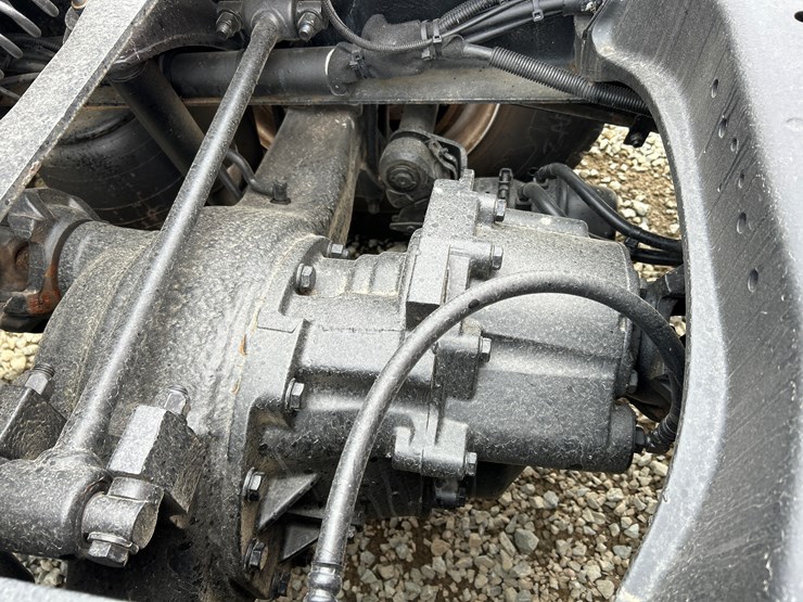 2015-kenworth-t680-image-31