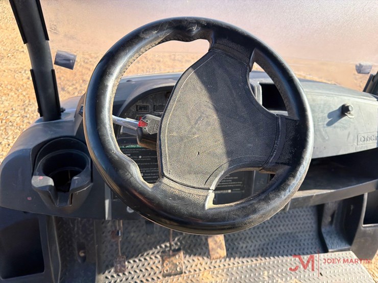 2019-club-car-carryall-1700-image-14