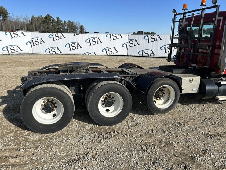2003-massey-ferguson-8-image-16