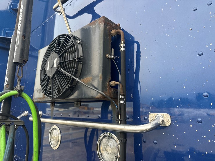 2020-kenworth-t680-image-20