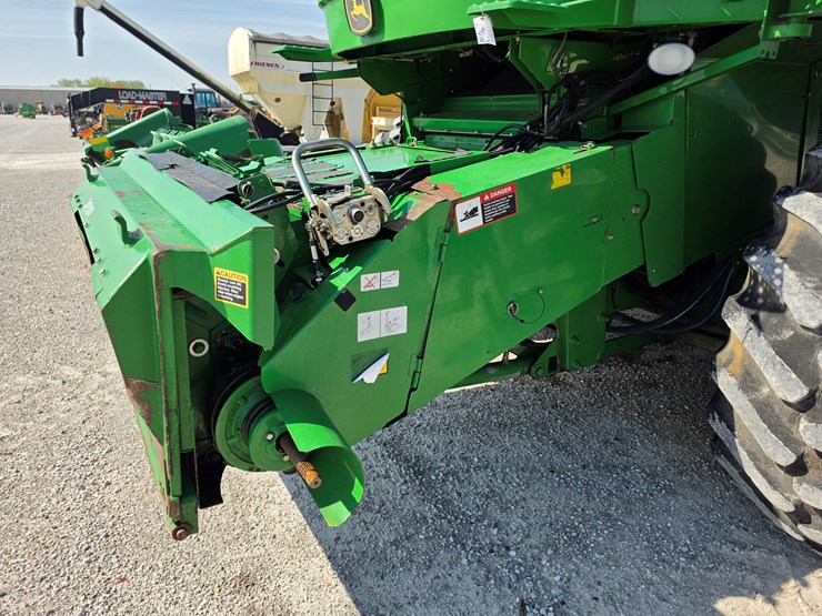 2006-john-deere-9560-sts-image-5