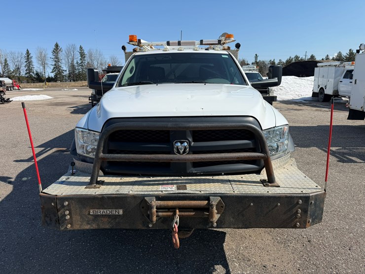 #2048-•-2013-ram-5500-heavy-duty-service-truck-image-8