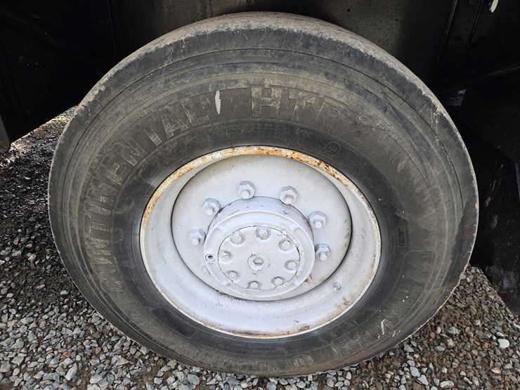 massey-ferguson-8-image-58