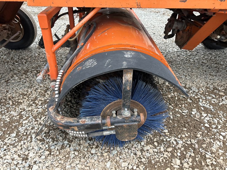 broce-rj350-image-13