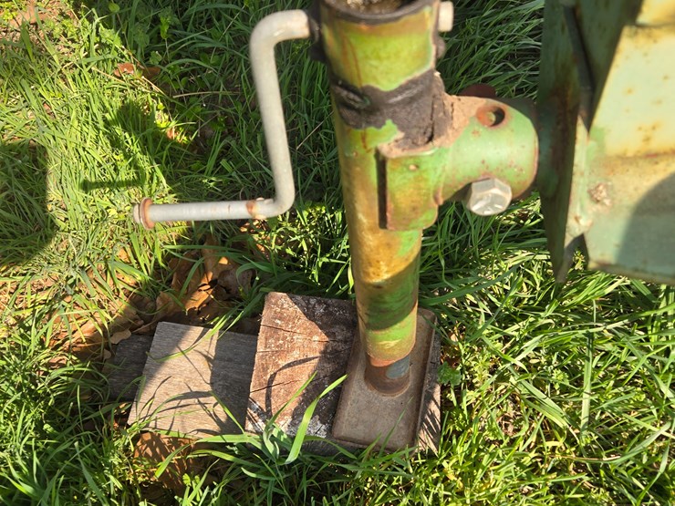 john-deere-327-image-16