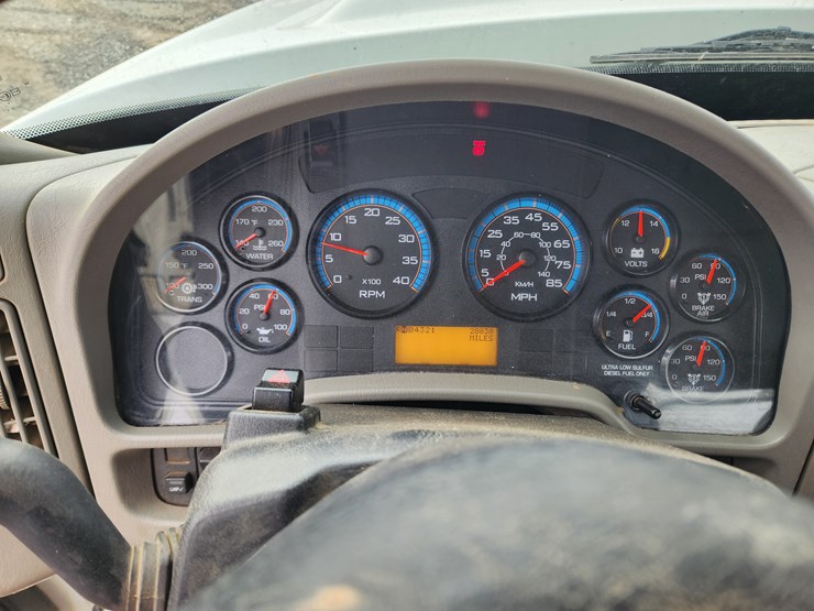 2008-international-workstar-7400-image-76