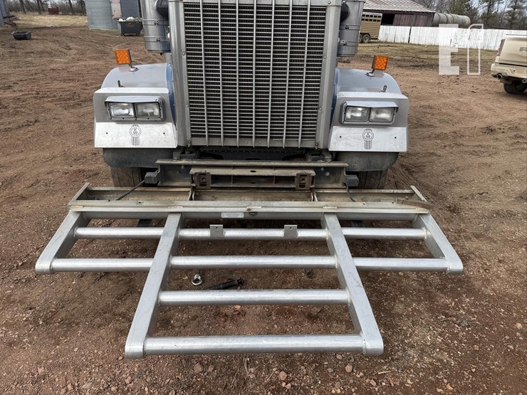 2005-kenworth-w900-image-54