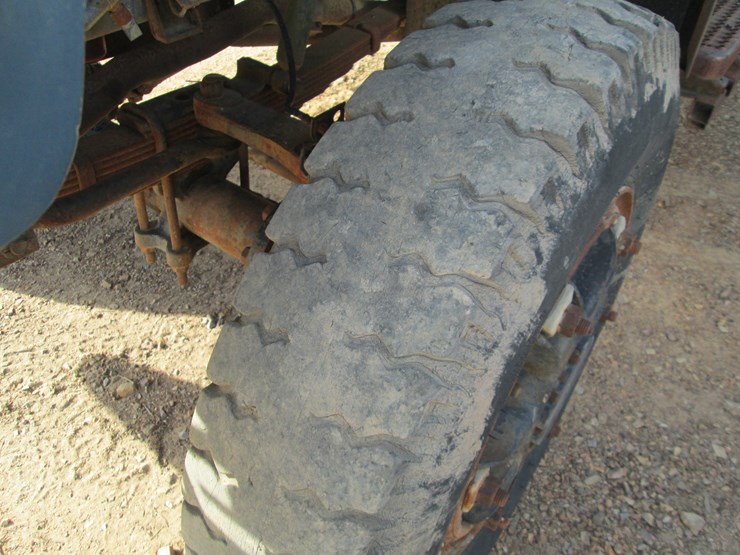 1981-international-s1800-image-17