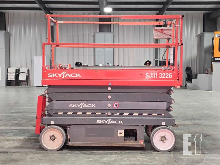 2017-skyjack-sjiii3226-image-6