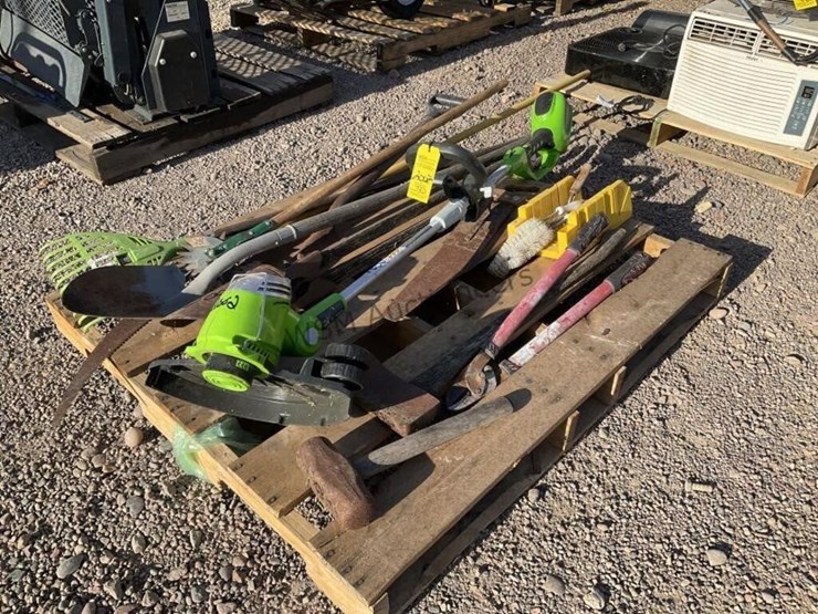 pallet-of-asst-yard-tools-image-1