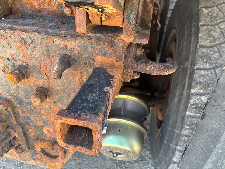 2006-international-7600-image-95